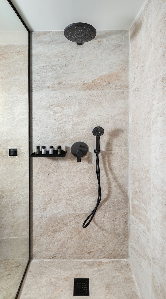 The Residence Aiolou Suites & SPA 32/50