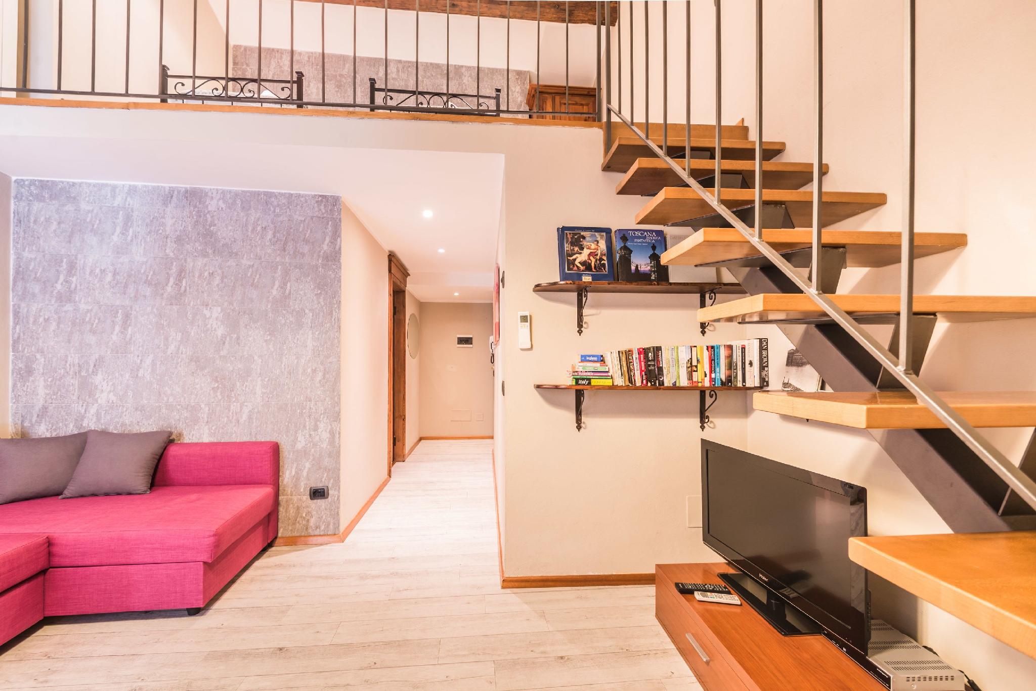 A Few Steps to The Duomo Beautiful 2BD Apt 39/50