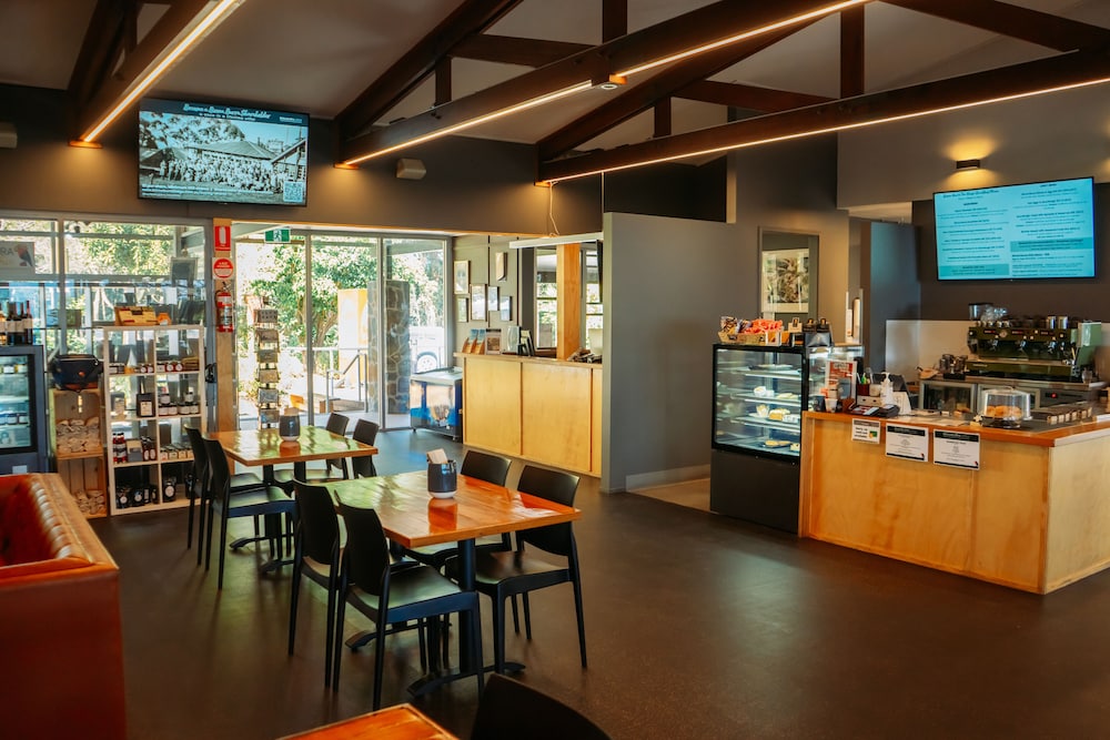 BINNA BURRA MOUNTAIN LODGE 36/50