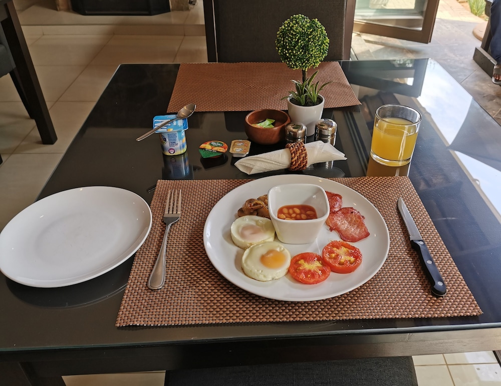 Aerotropolis Guest Lodge 31/50