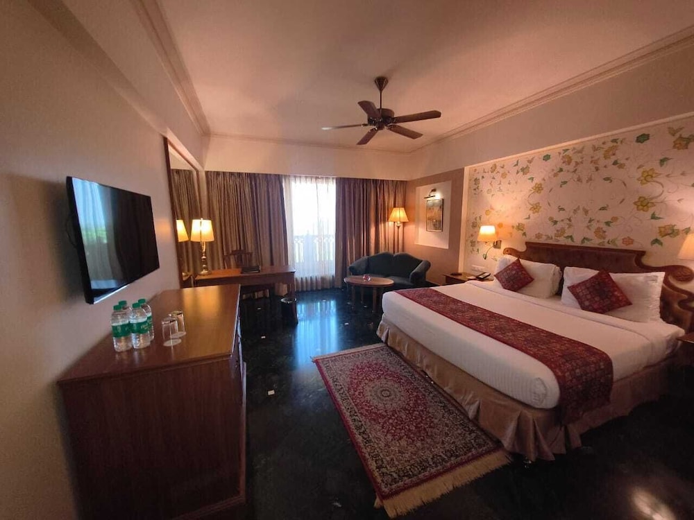 Indana Palace Jaipur 12/50