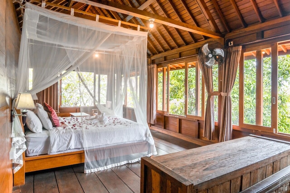 Sari Bamboo Villas 29/63