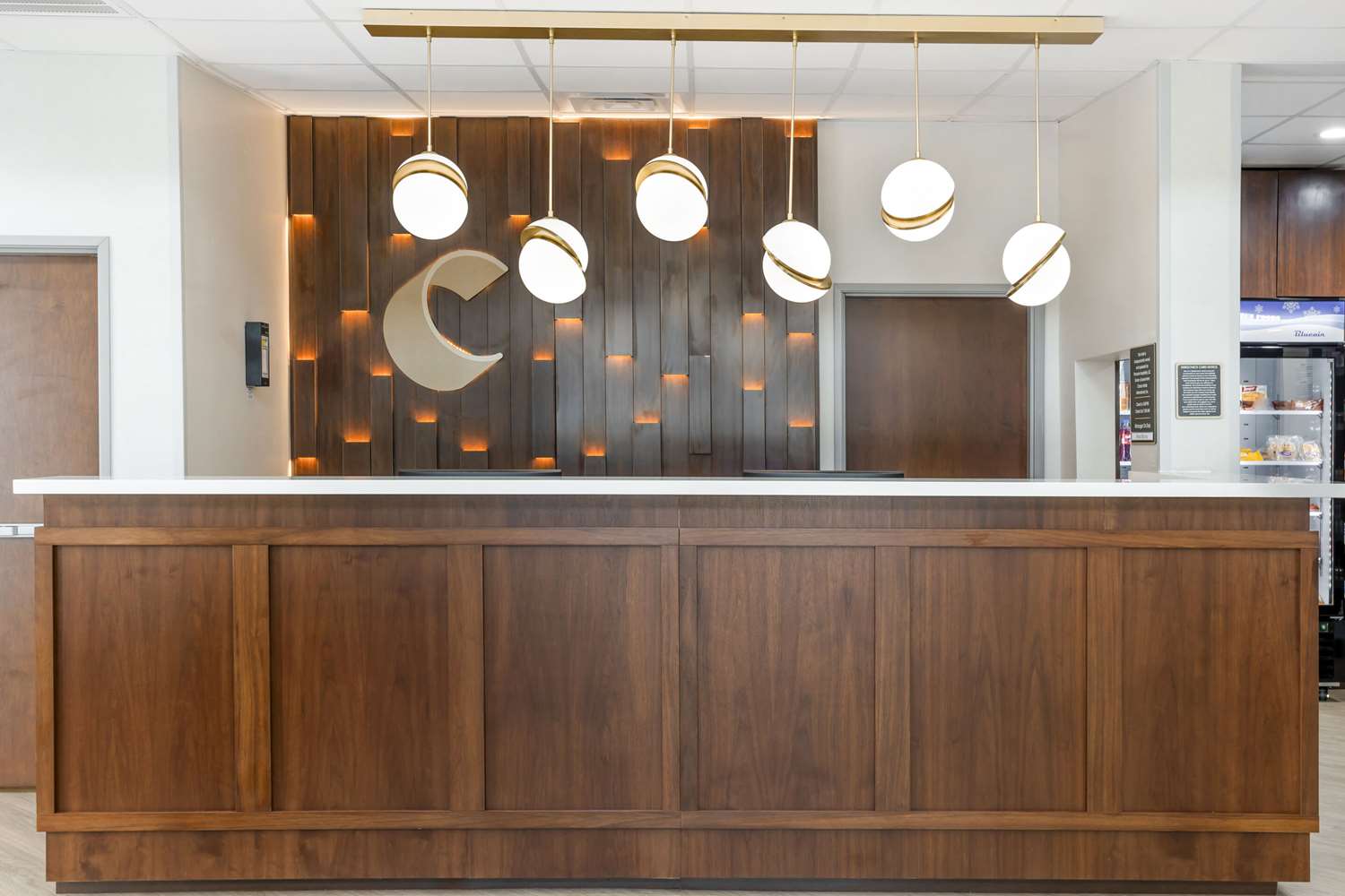 Comfort Inn & Suites Huntsville Near University 3/22