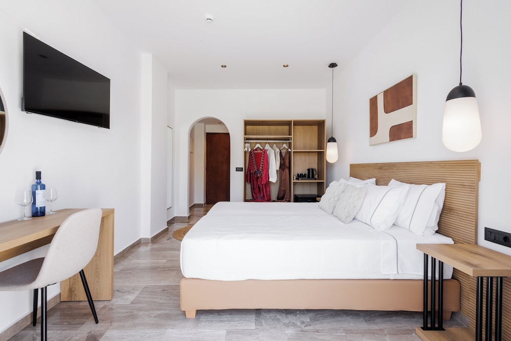 Areti Hotel 11/49