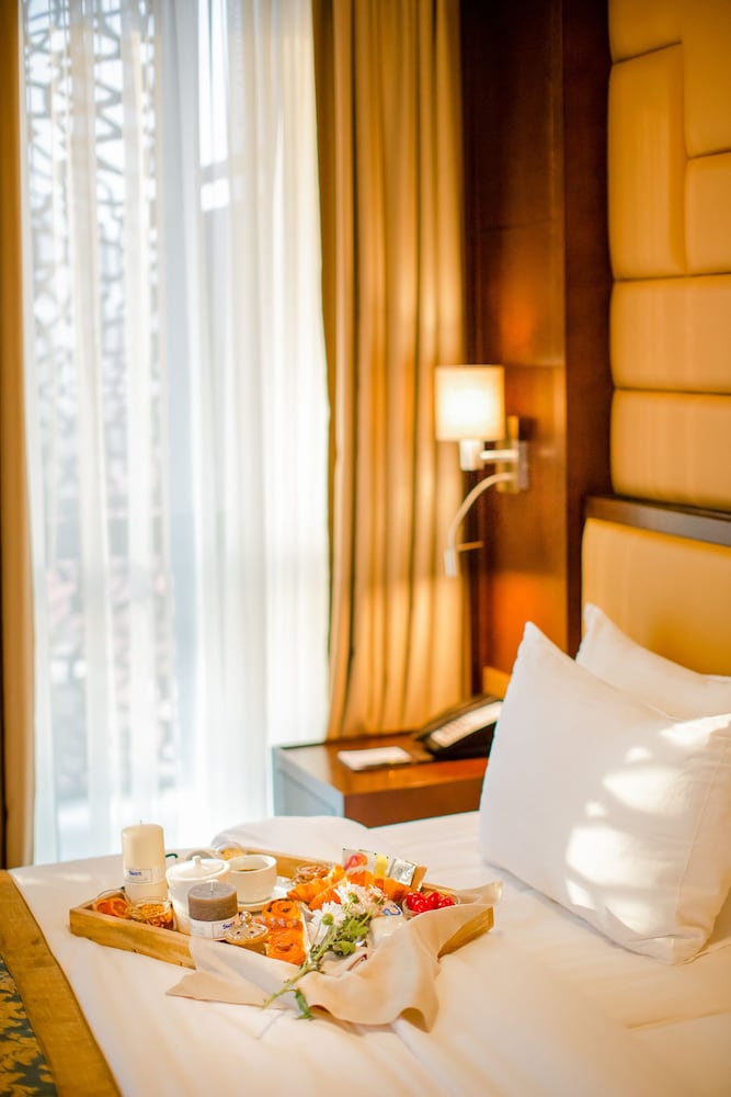 KMM Hotel Tbilisi 48/65