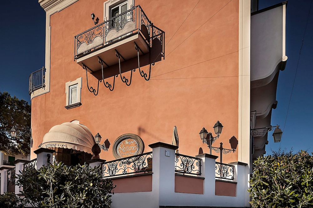Nettuno de Charme 1/23