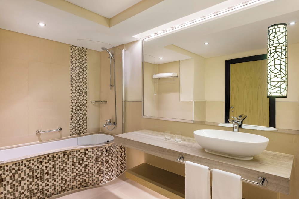 Gulf Executive Residence 48/48