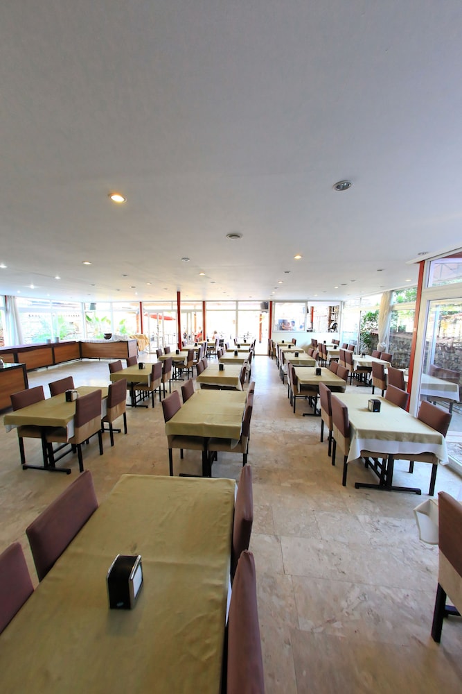 Beldibi Beach Hotel 40/55