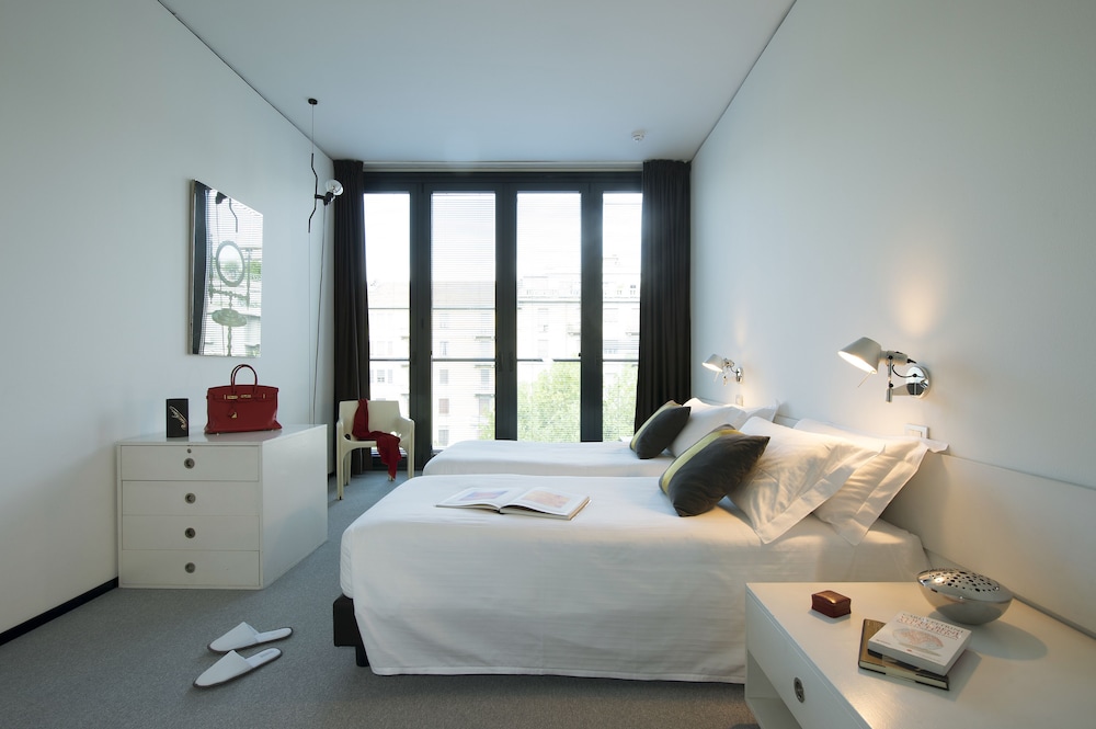 Duparc Contemporary Suites 15/73