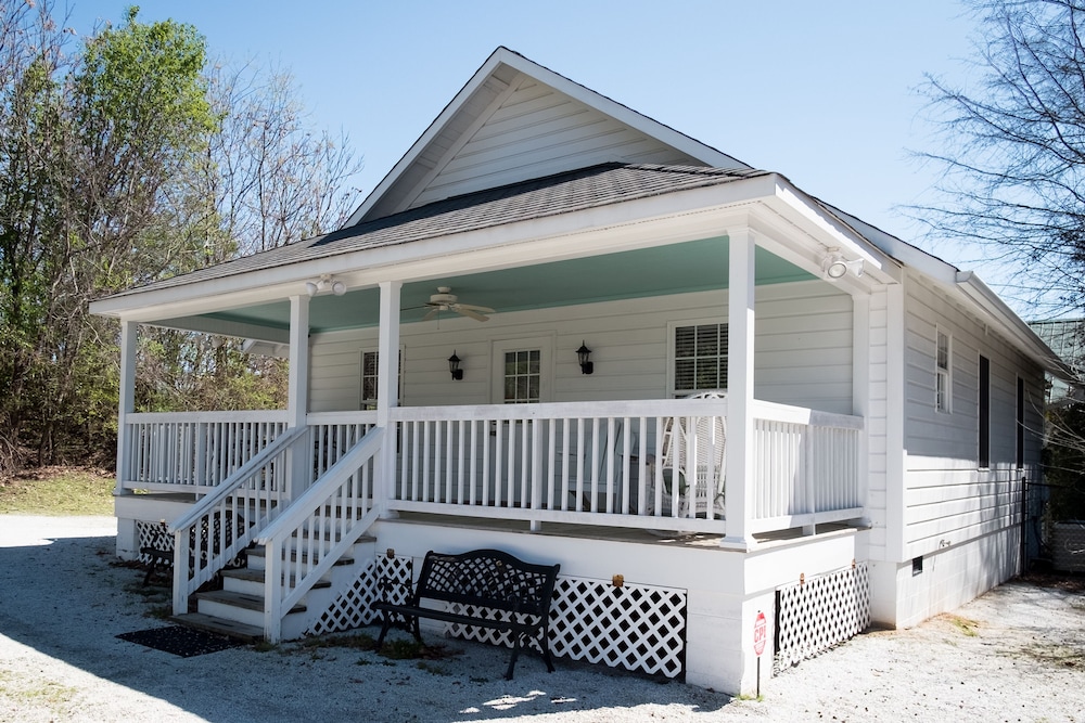 Swamp Rabbit Inn Travelers Rest 1/50