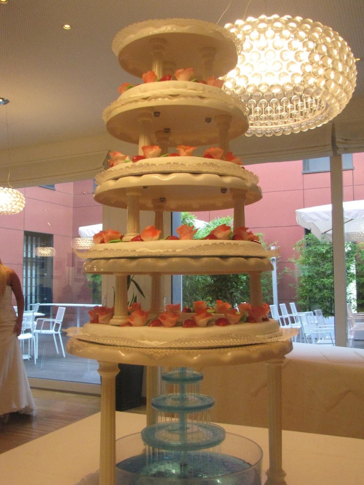 Schio Hotel 8/40