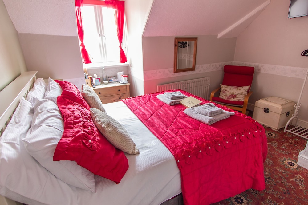 Harbour Heights Guest House 8/41