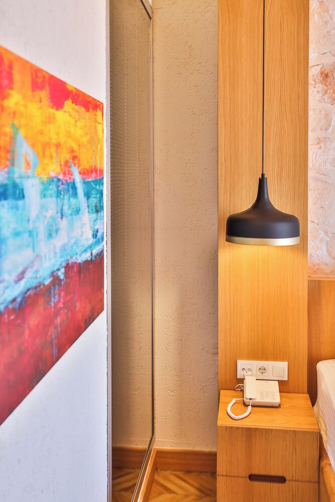 Atalante Hotel 23/50