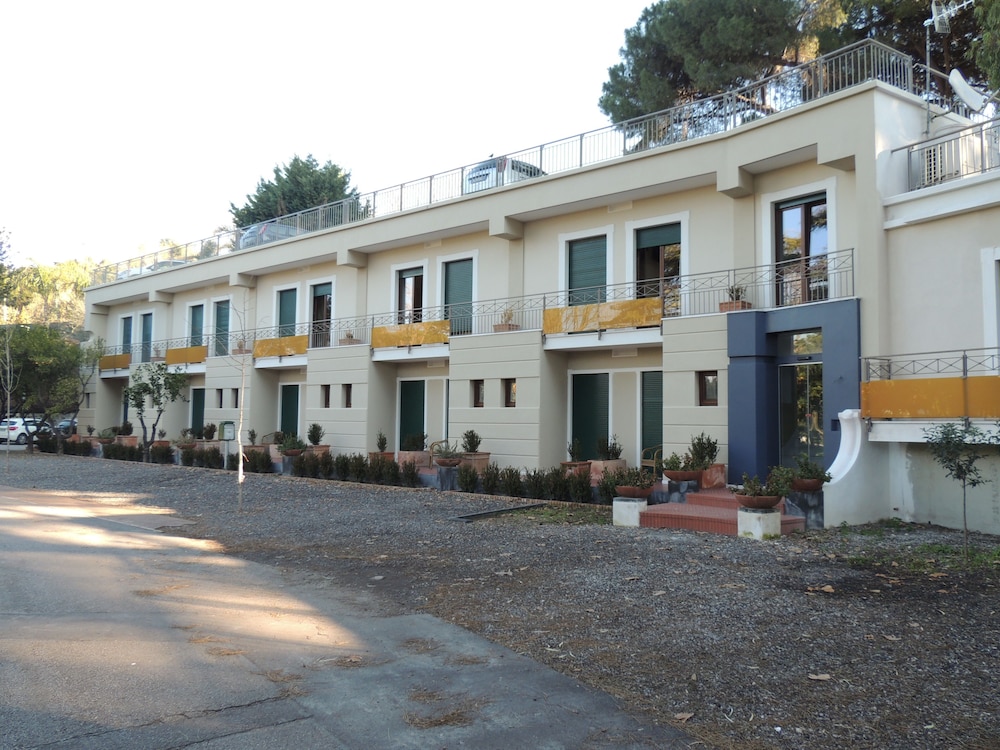 Hotel Zeus Pompei 4/50