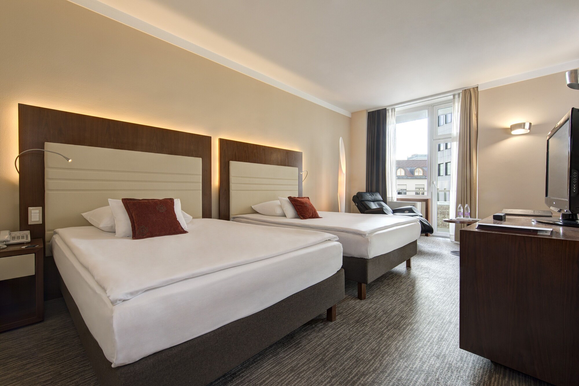 جناح تنفيذي بسرير مزدوج، Eurostars Uhotel Ex Uhotel 6/9