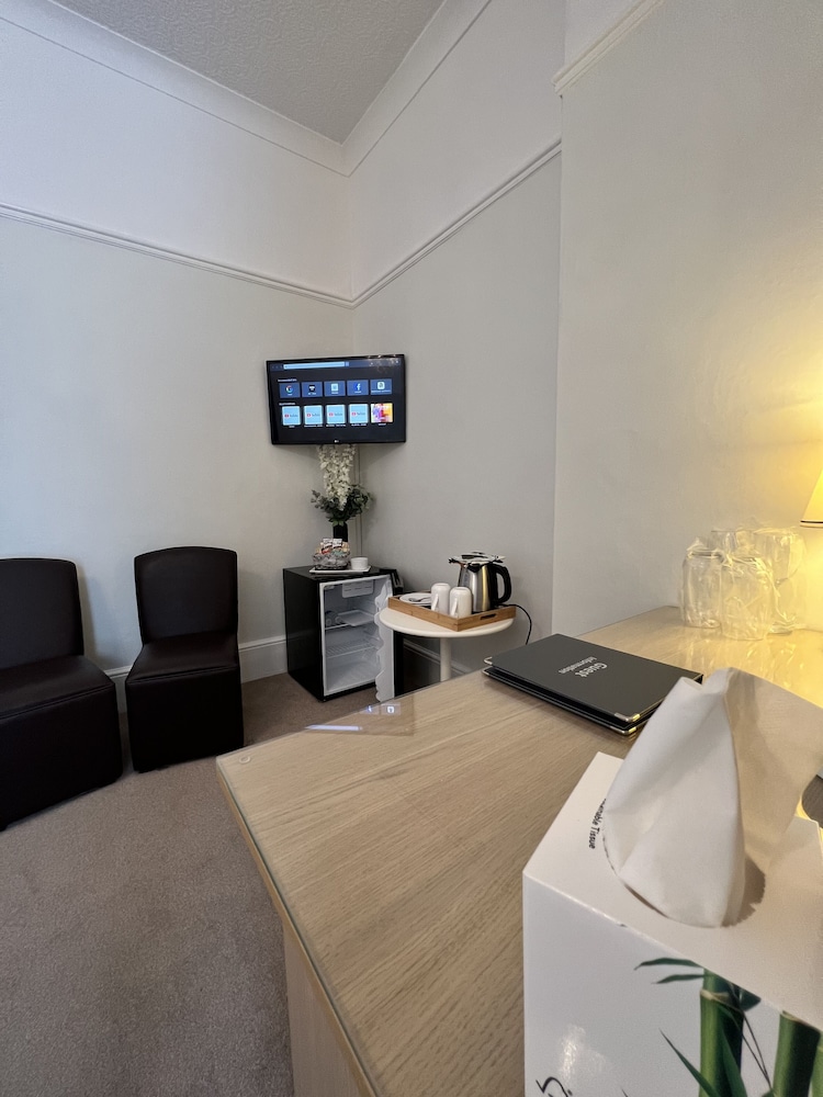 The Birkdale Guest House 39/50