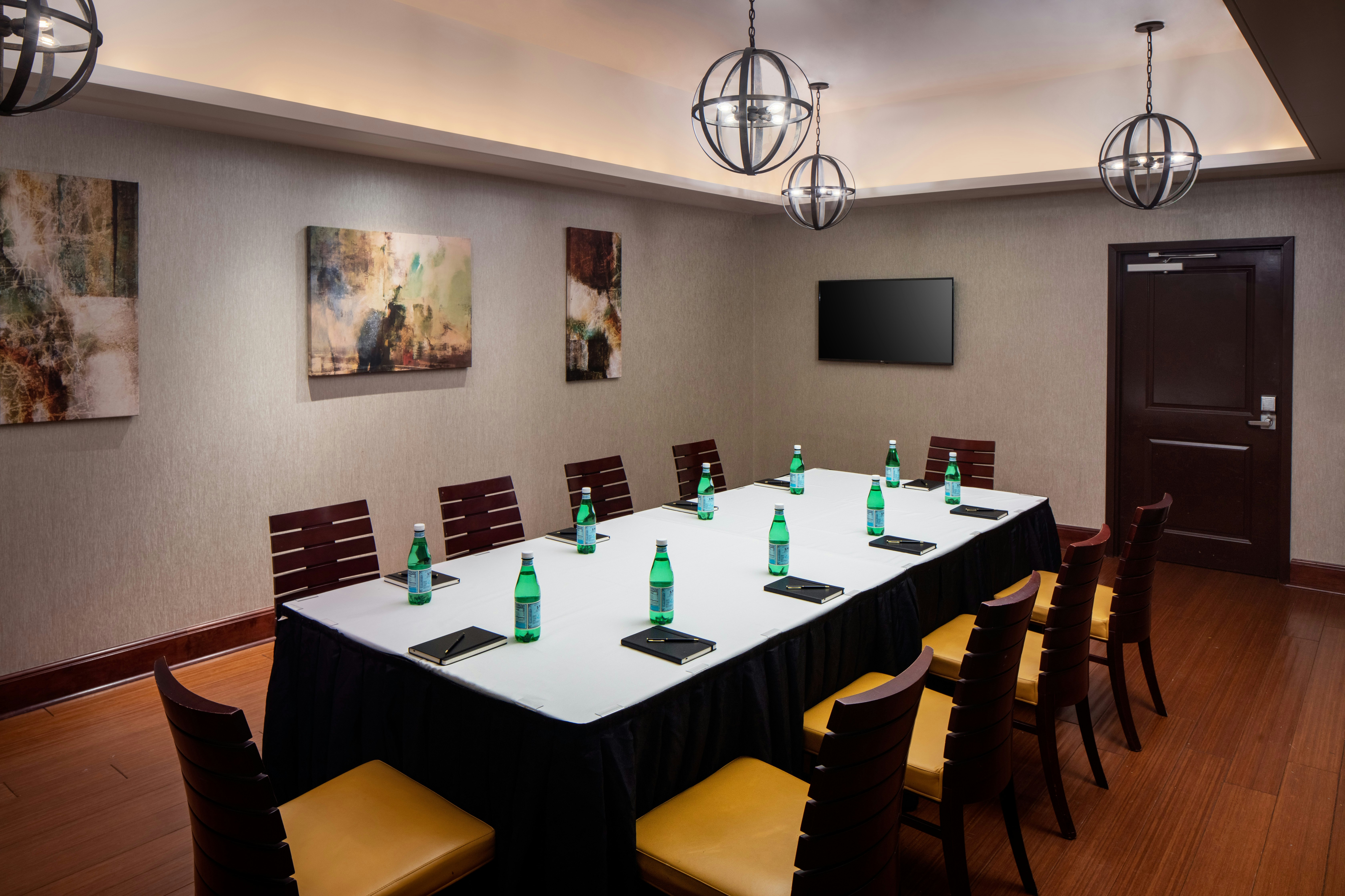 Homewood Suites by Hilton Rockville-Gaithersburg 25/30
