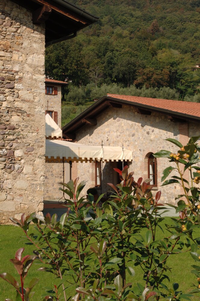 Relaisfranciacorta 71/73