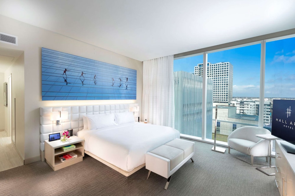 HALL Arts Hotel, Dallas, Autograph Collection 37/43
