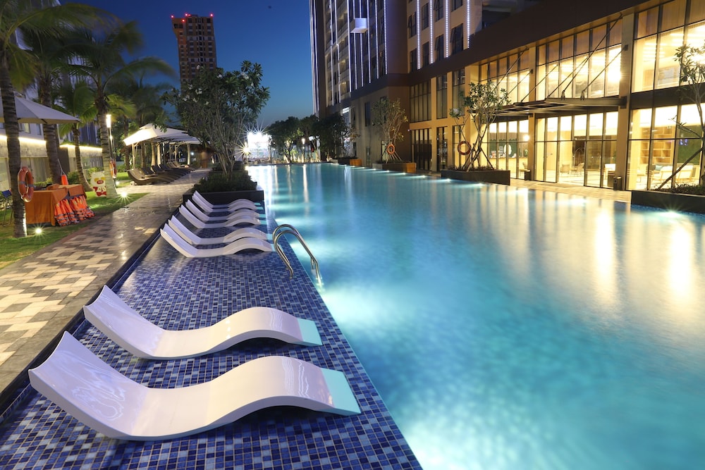Carinae Danang Hotel 1/64