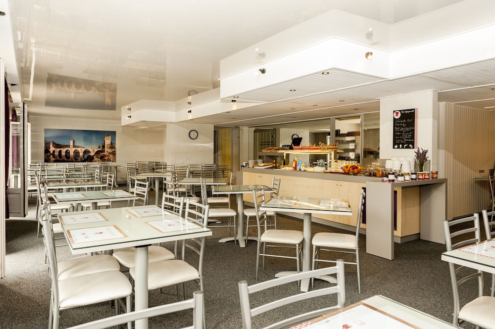 Brit Hotel Cahors Le France 45/61