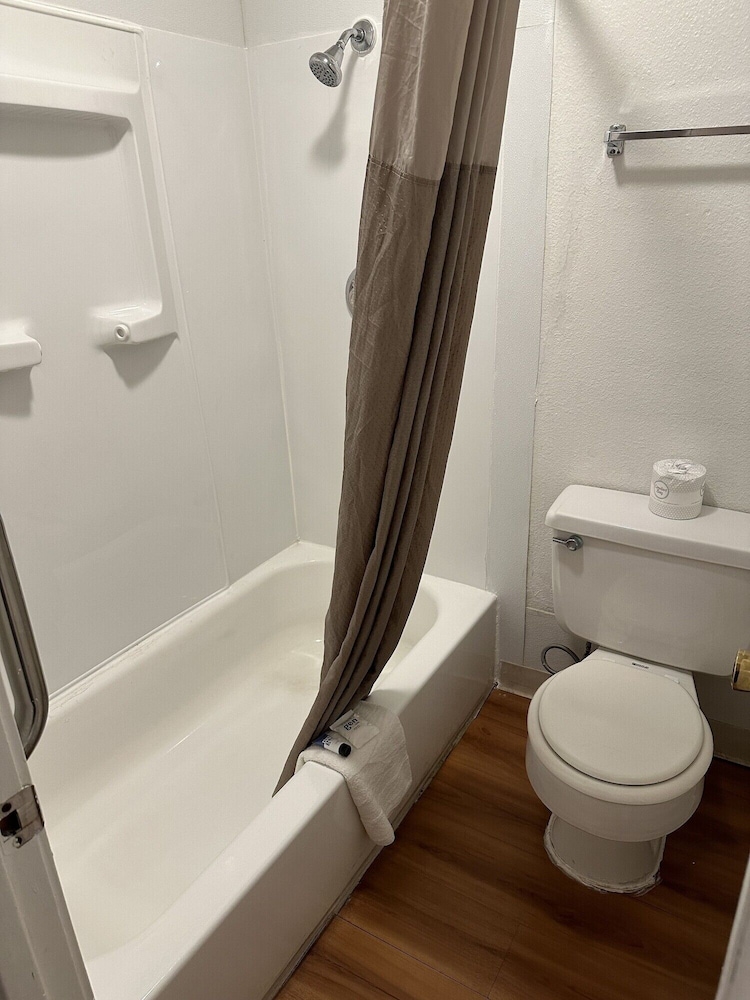 Motel6 Sullivan MO 20/22