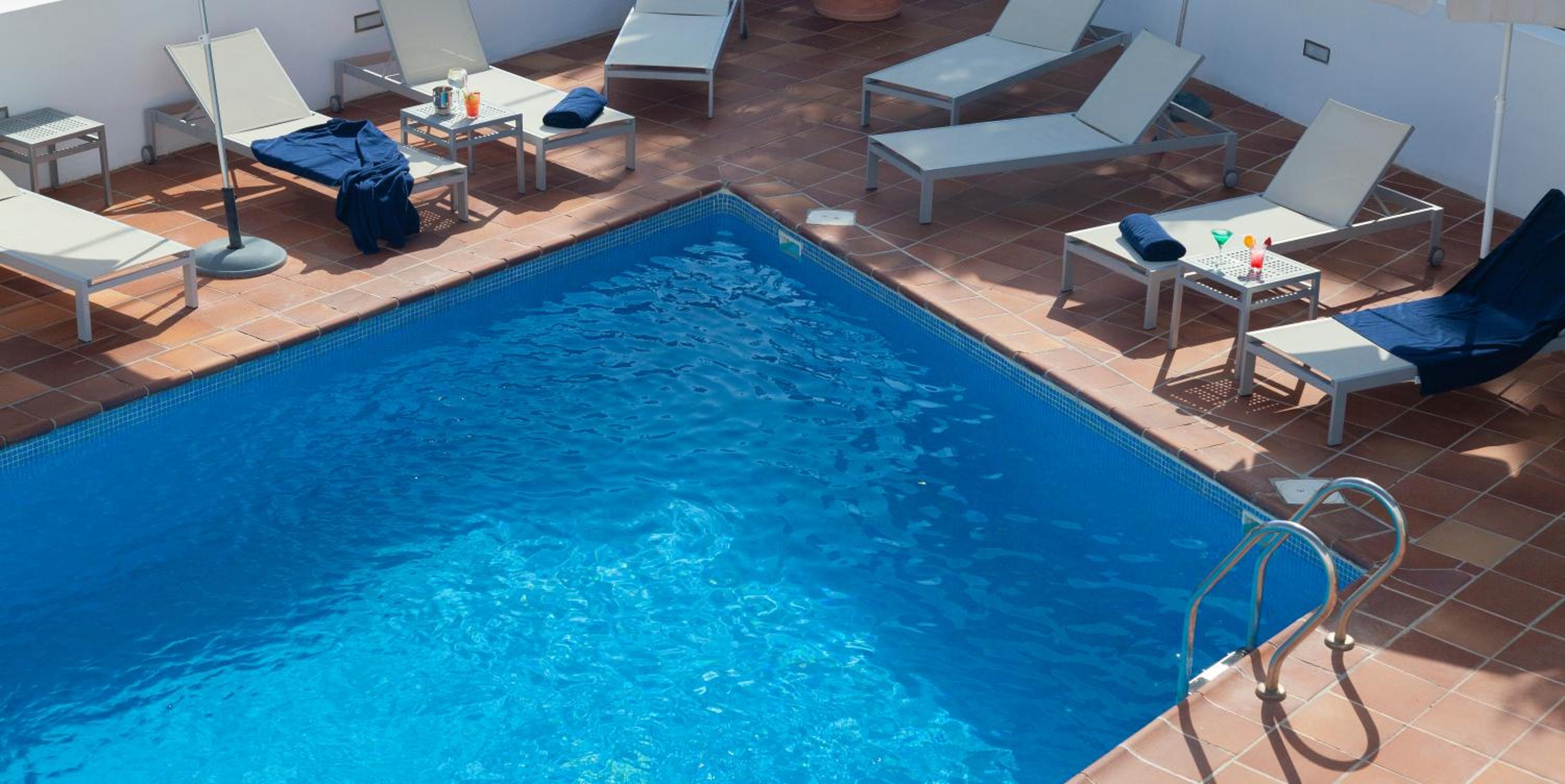 Rocaplana Hostal 34/49