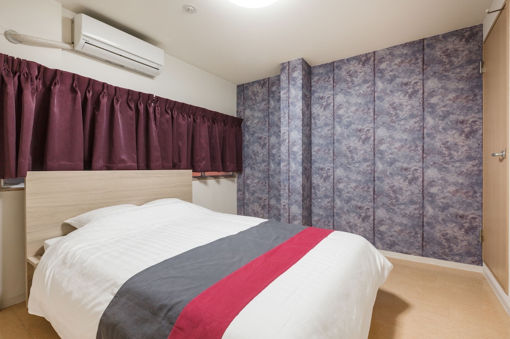 Crice Hotel 16/50
