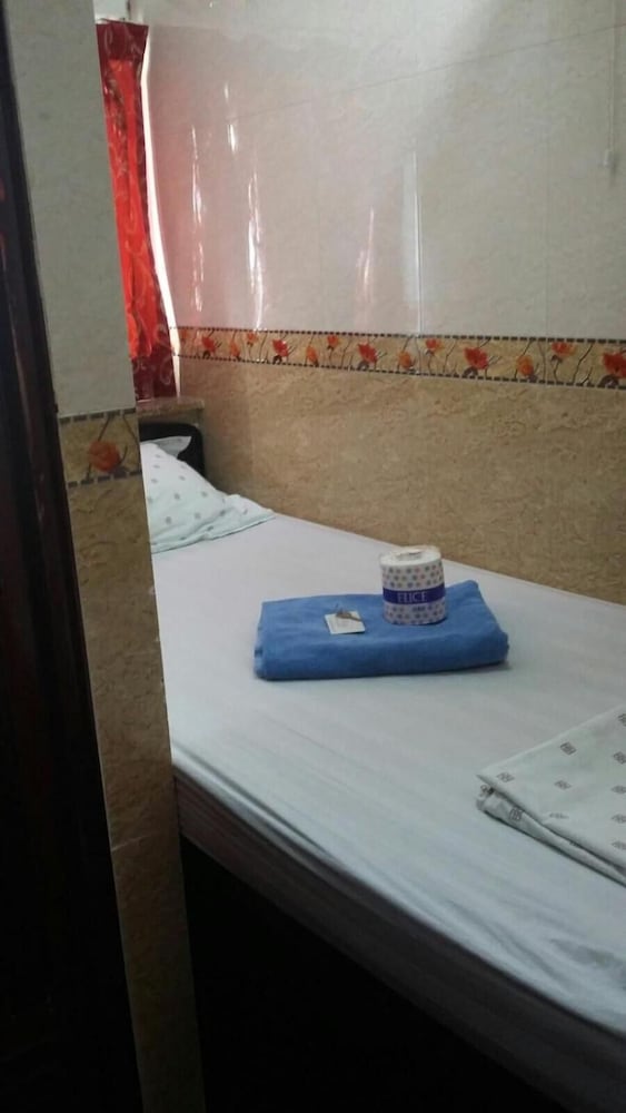 Dutch Hostel 28/39