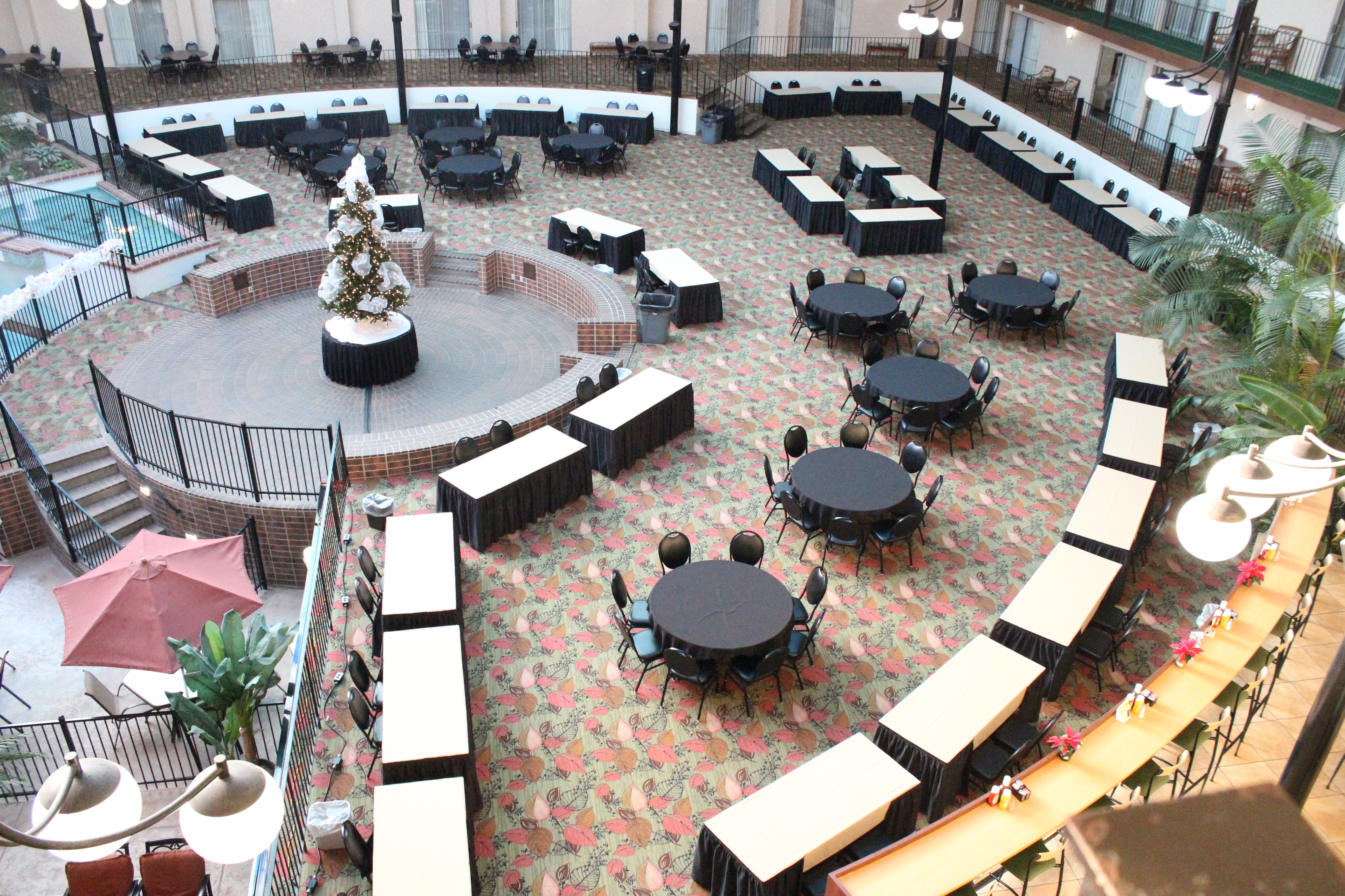 Holiday Inn Des Moines Airport Conf Center 10/79