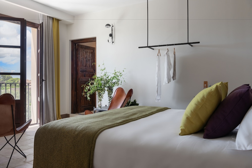 Momentum Wellness Bio Resort 24/75