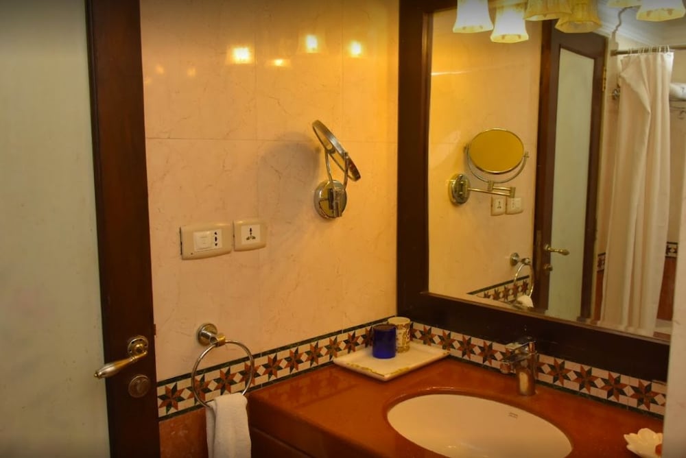 Vivanta Mangalore, Old Port Road 9/20