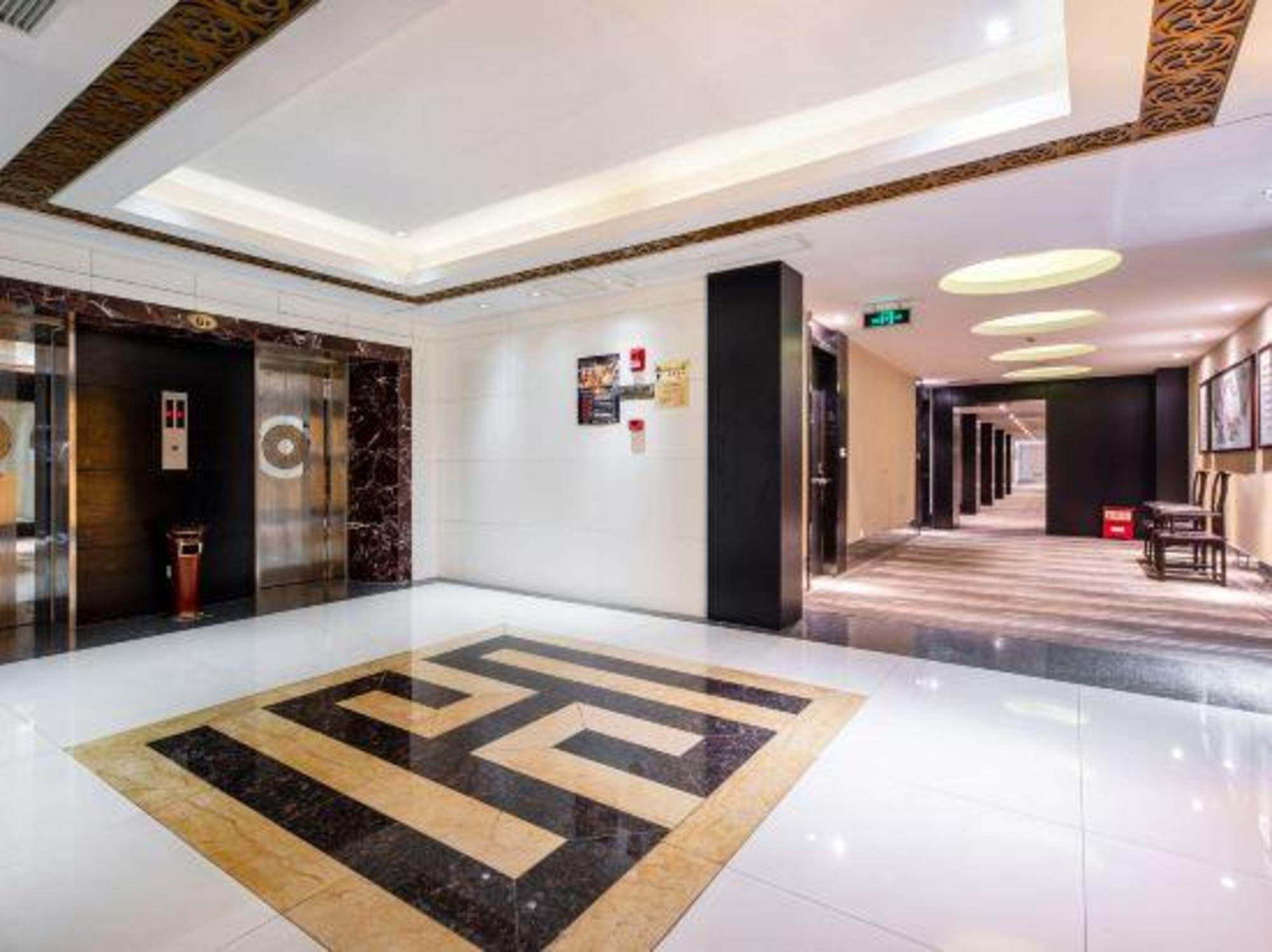 Xiangxuehai Hotel 6/24