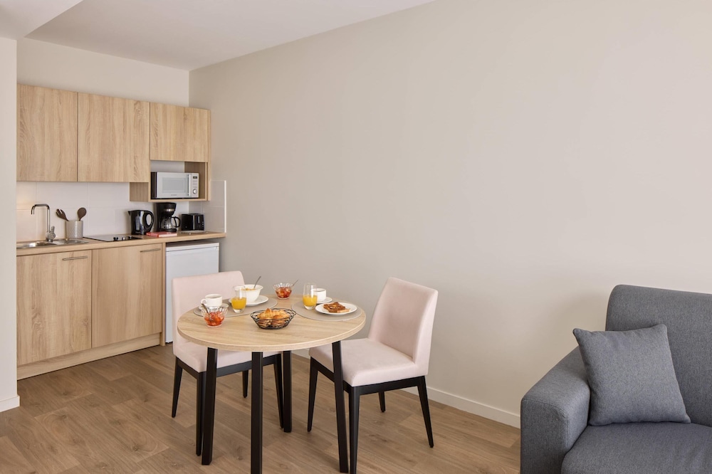 Quality Aparthotel Reims - Saint-Thomas 28/38