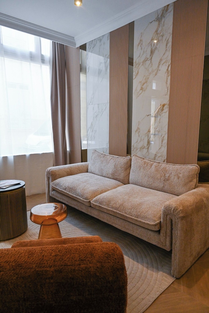 The Element Hotel 32/56