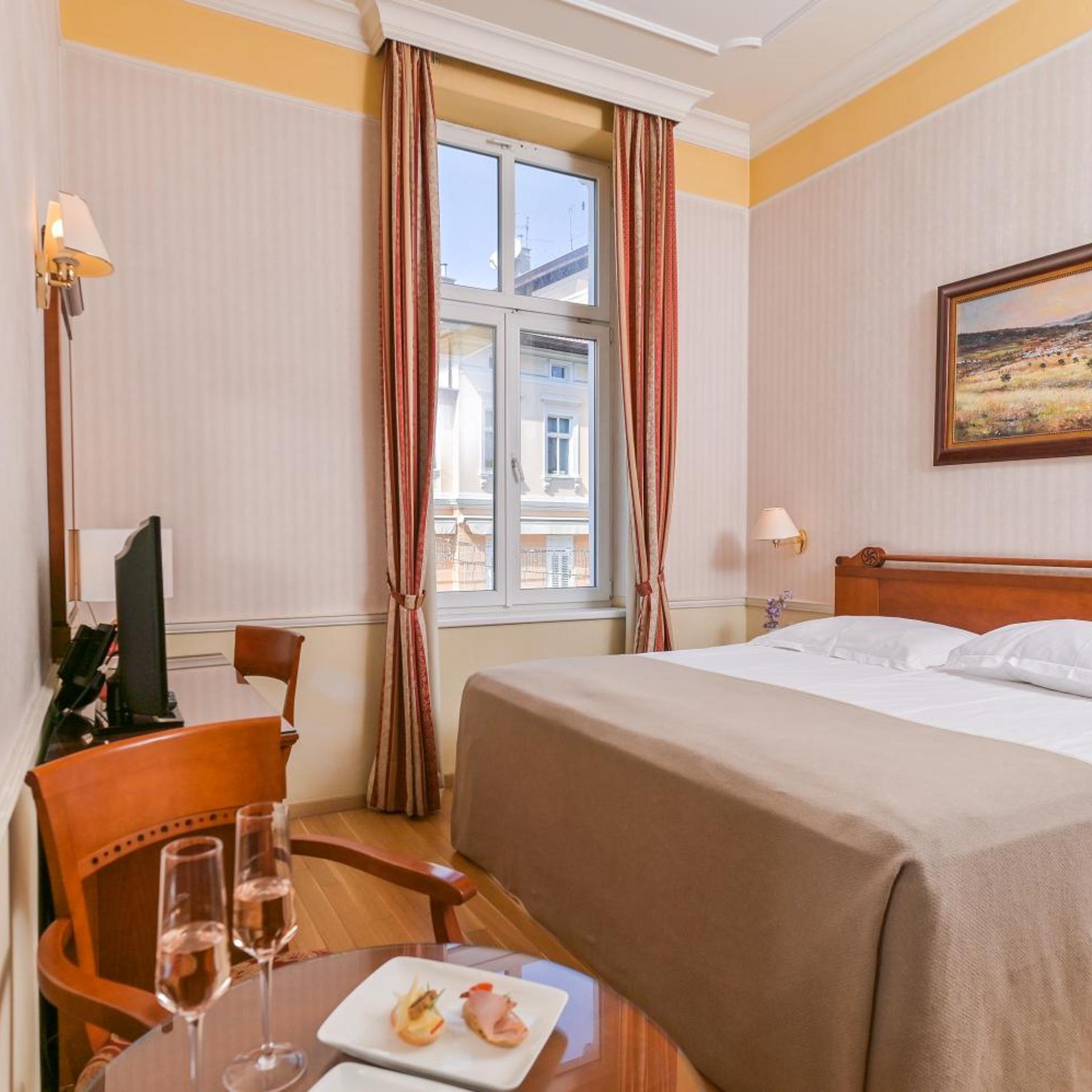 Hotel Continental 22/63