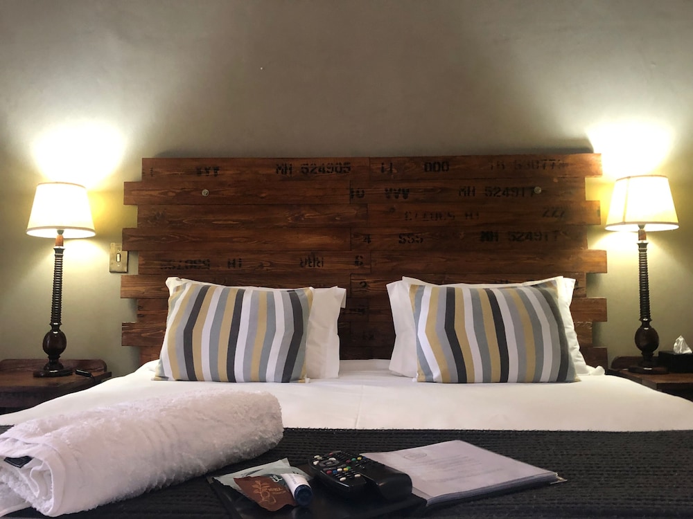 Selborne Bed And Breakfast 25/50
