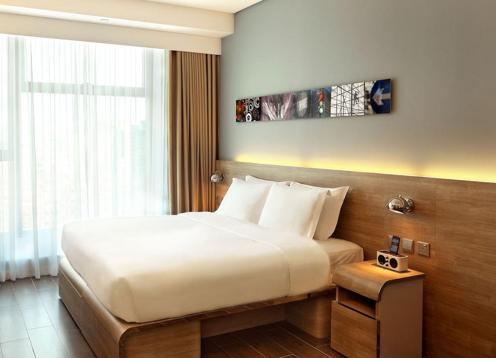 Room at Lodgewood by Nina Hospitality, Mong Kok, HONG KONG