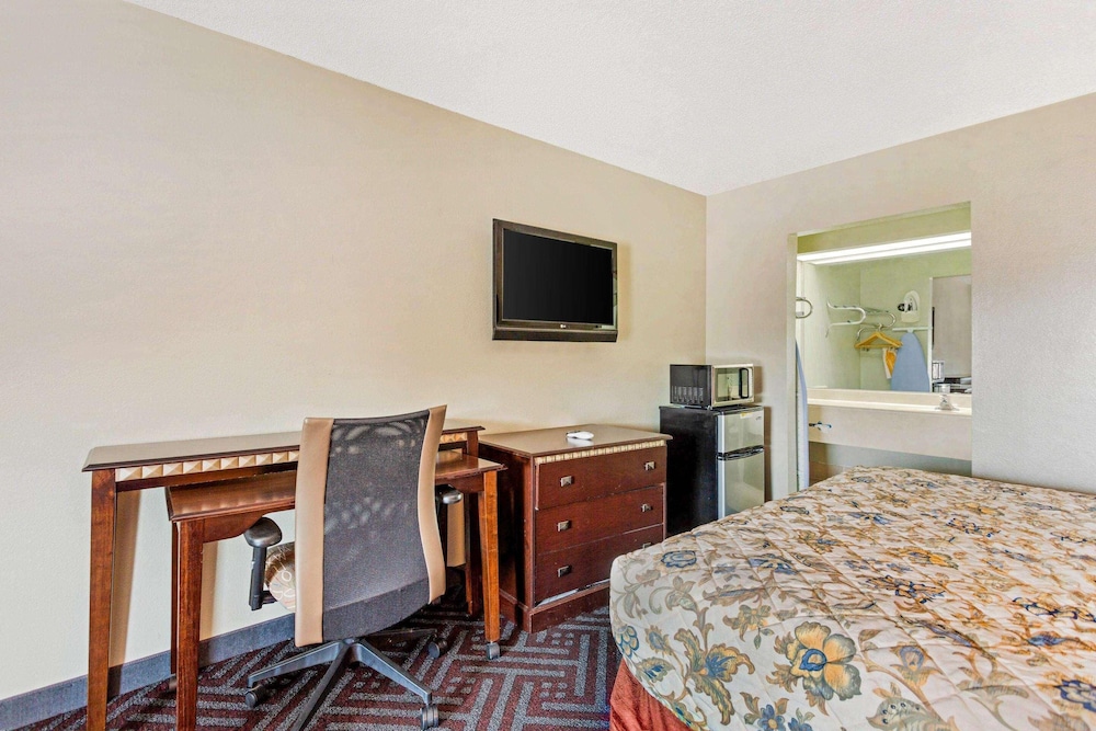 Southern Inn Manchester TN I 24 6/18