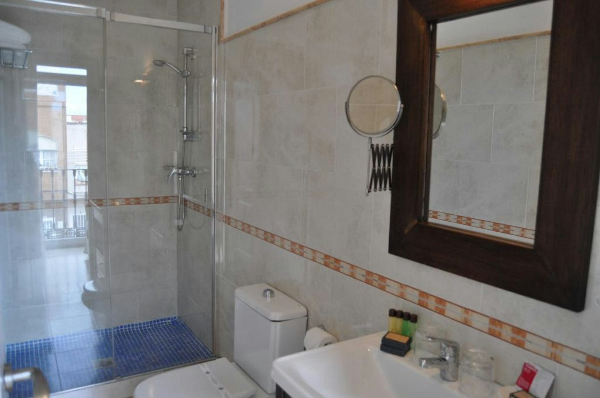 Hotel Convento Tarifa 38/41