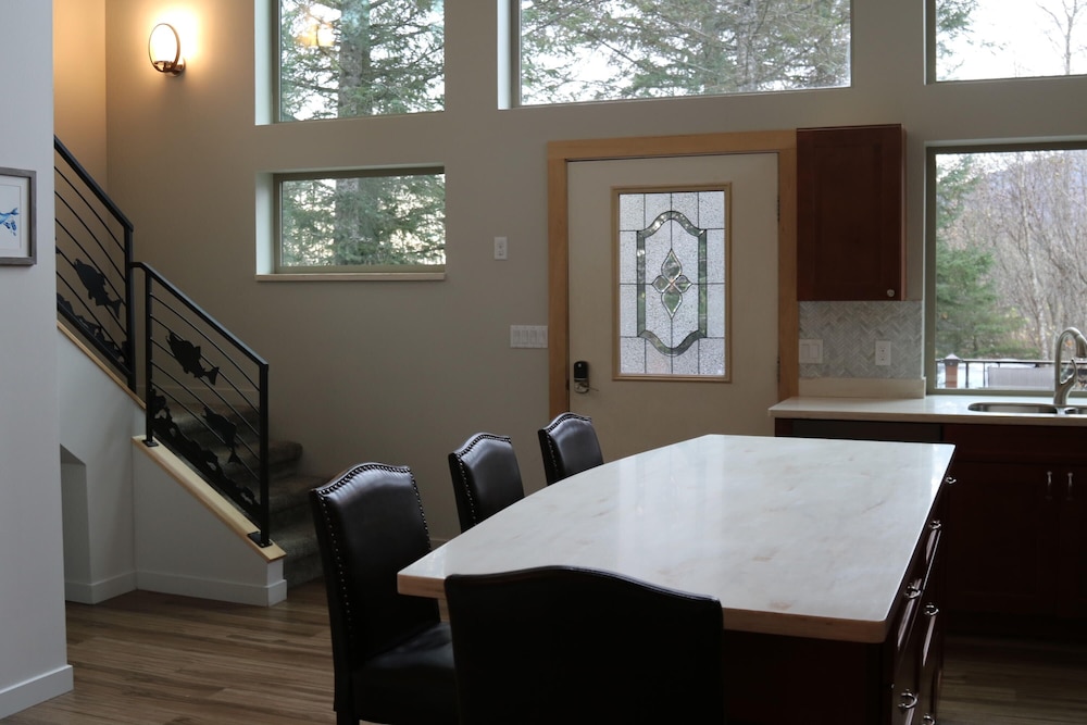 Spruce Lodge 15/49