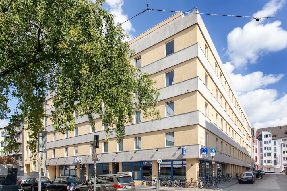 A&O Koln Neumarkt 44/49