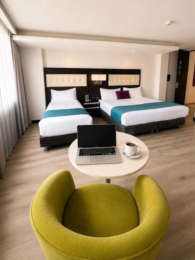 Hotel City Bog Expo Museo 23/54