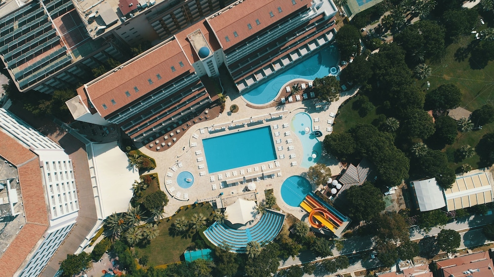 Batihan Beach Resort 6/76