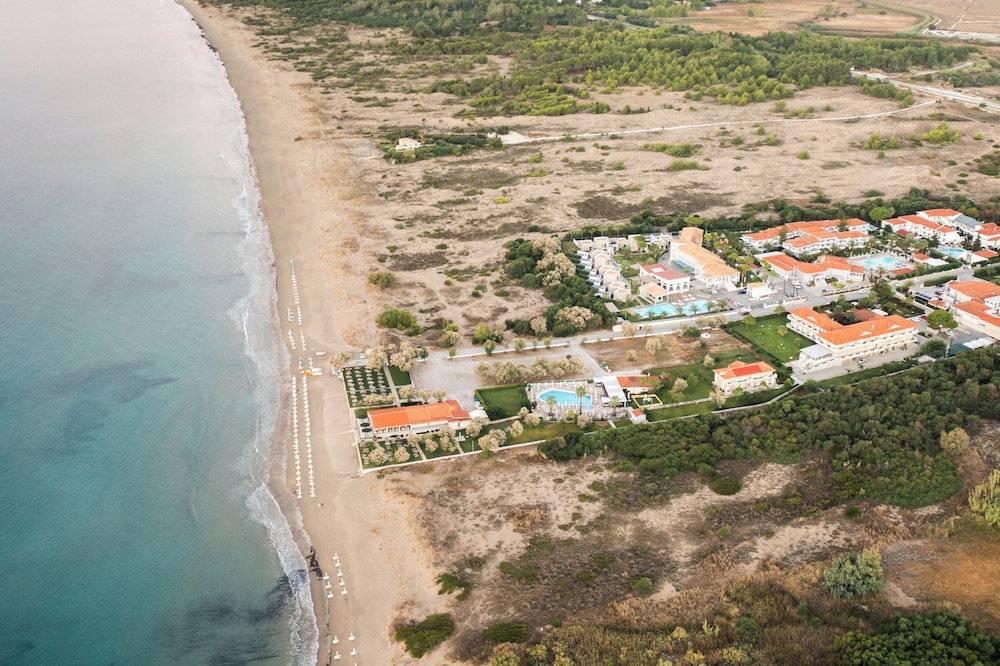 Kalamaki Beach Hotel 46/50