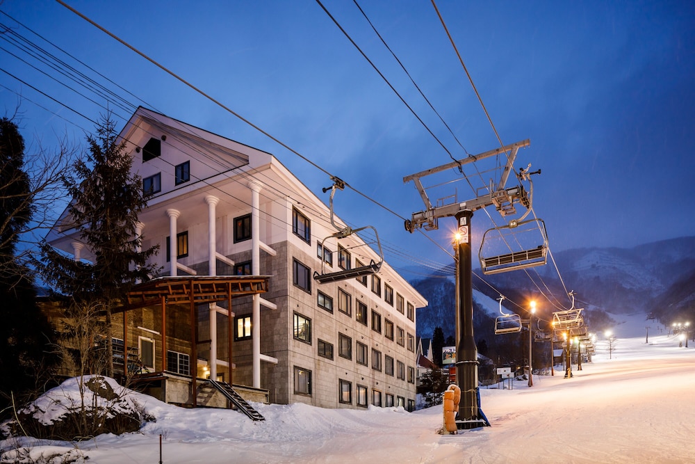 Condominium Hakuba Goryu 6/50