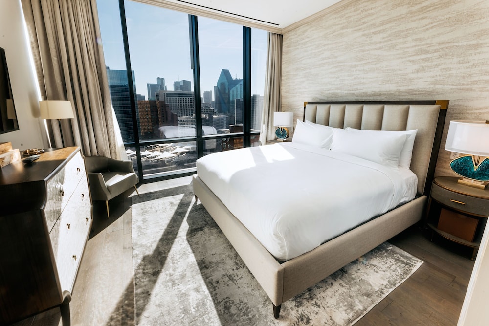 Legacy, Suite, King Bed، Hotel Swexan 2/2