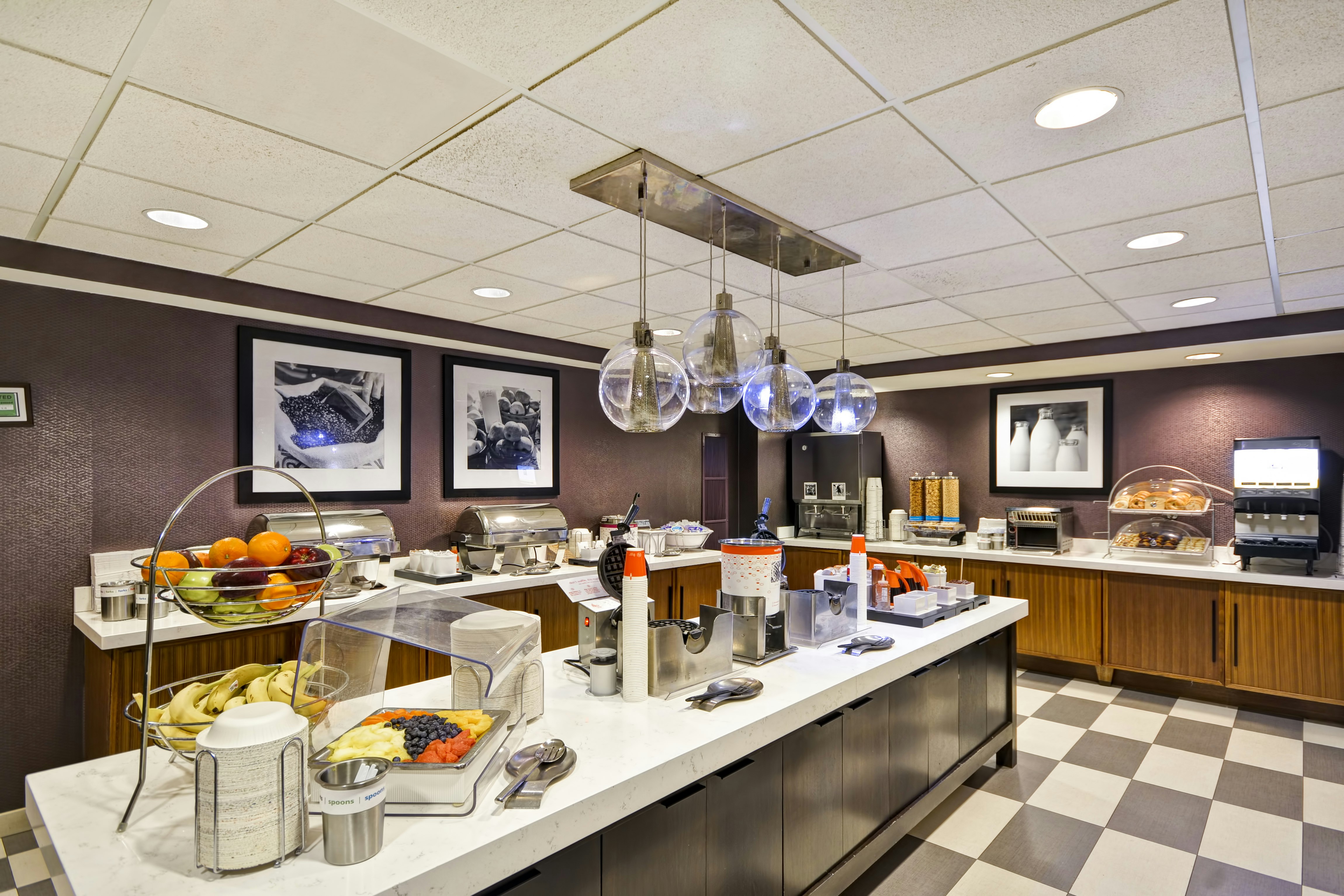 Hampton Inn & Suites Columbus Easton Area 32/49