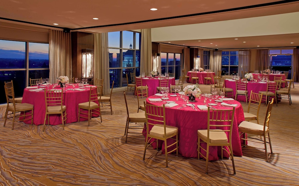 Hyatt Regency Sacramento 43/63