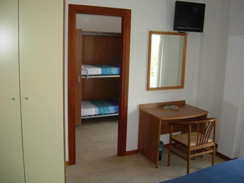 HOTEL IVANA 18/31